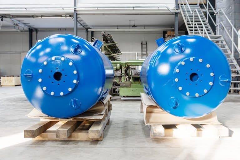 Armaturenfabrik Fertigung Behäterbau Druckbehälter Druckspeicher